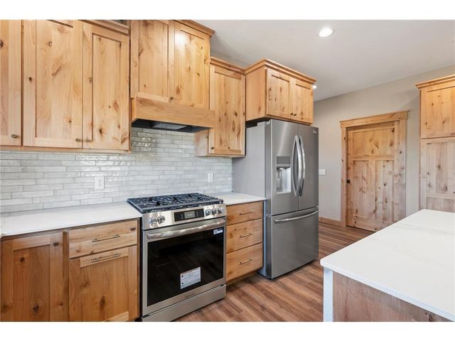 1093 Legend Lane, River Falls, WI 54022