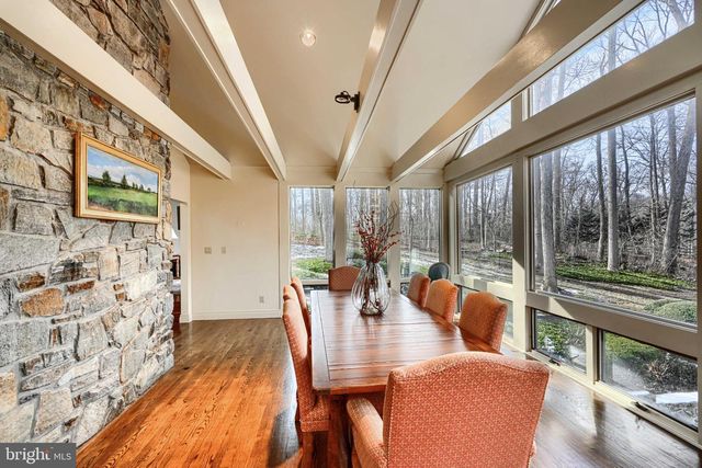 4004 HOLLY KNOLL DR, Glen Arm, MD 21057