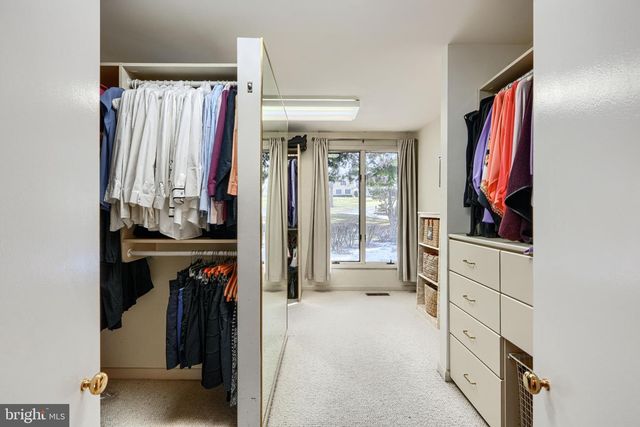 4004 HOLLY KNOLL DR, Glen Arm, MD 21057