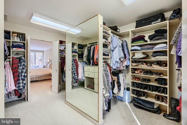 4004 HOLLY KNOLL DR, Glen Arm, MD 21057