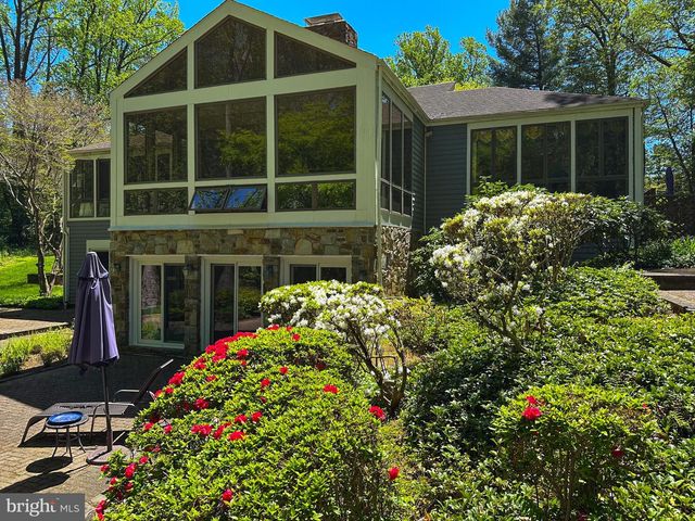 4004 HOLLY KNOLL DR, Glen Arm, MD 21057