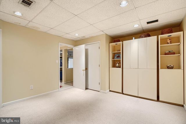 4004 HOLLY KNOLL DR, Glen Arm, MD 21057