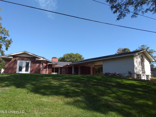 6 Morningside Drive, Indianola, MS 38751