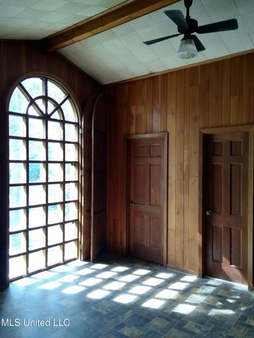 6 Morningside Drive, Indianola, MS 38751