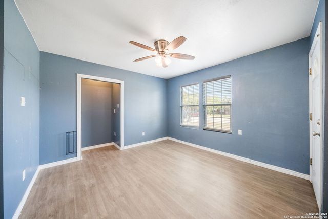 915 Deely, San Antonio, TX 78221