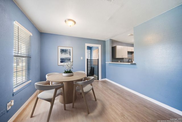 915 Deely, San Antonio, TX 78221