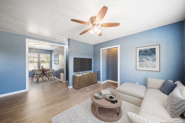 915 Deely, San Antonio, TX 78221