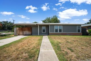 915 Deely, San Antonio, TX 78221