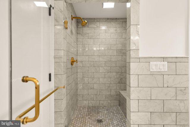 4105 17TH ST NW, Washington, DC 20011