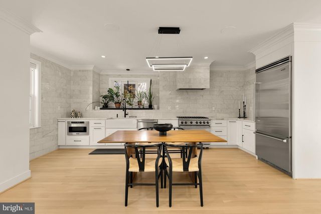 4105 17TH ST NW, Washington, DC 20011