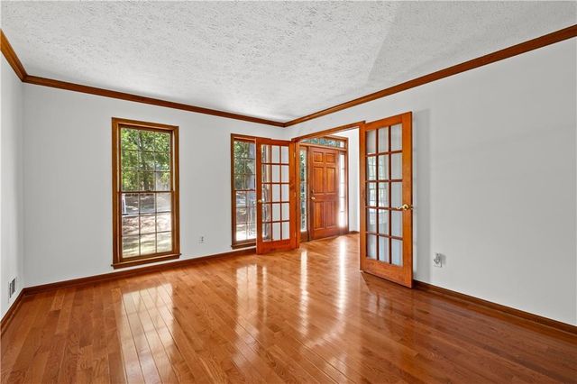 105 Windridge Drive, Fayetteville, GA 30215