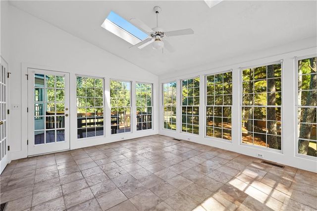 105 Windridge Drive, Fayetteville, GA 30215