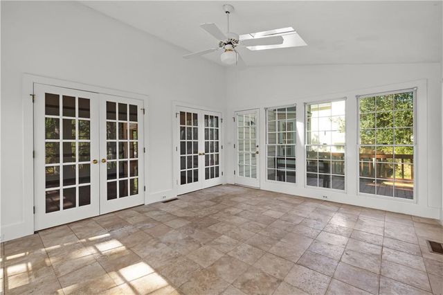 105 Windridge Drive, Fayetteville, GA 30215