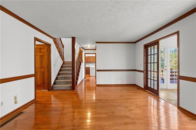 105 Windridge Drive, Fayetteville, GA 30215