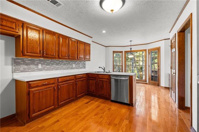 105 Windridge Drive, Fayetteville, GA 30215