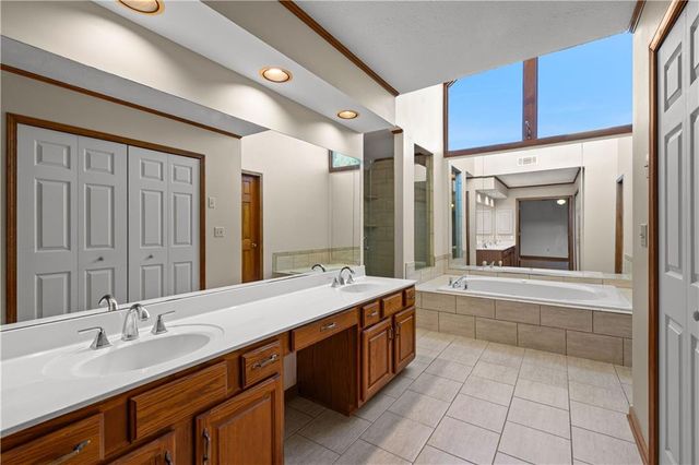 105 Windridge Drive, Fayetteville, GA 30215