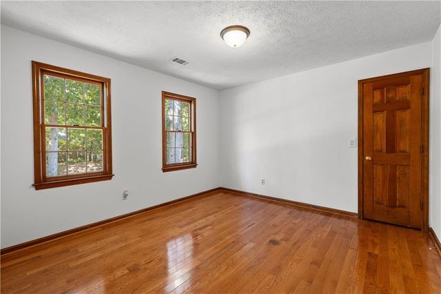 105 Windridge Drive, Fayetteville, GA 30215