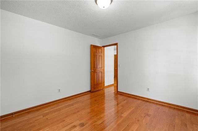 105 Windridge Drive, Fayetteville, GA 30215