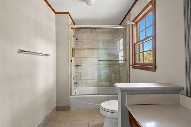 105 Windridge Drive, Fayetteville, GA 30215