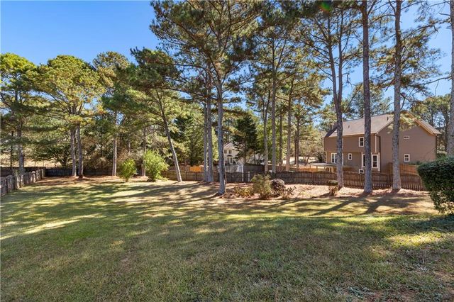 105 Windridge Drive, Fayetteville, GA 30215