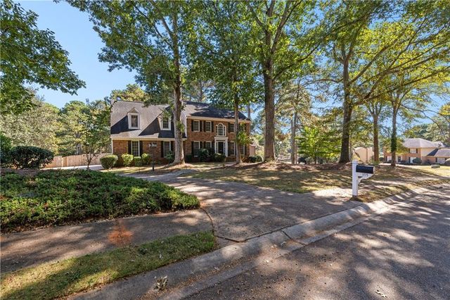 105 Windridge Drive, Fayetteville, GA 30215