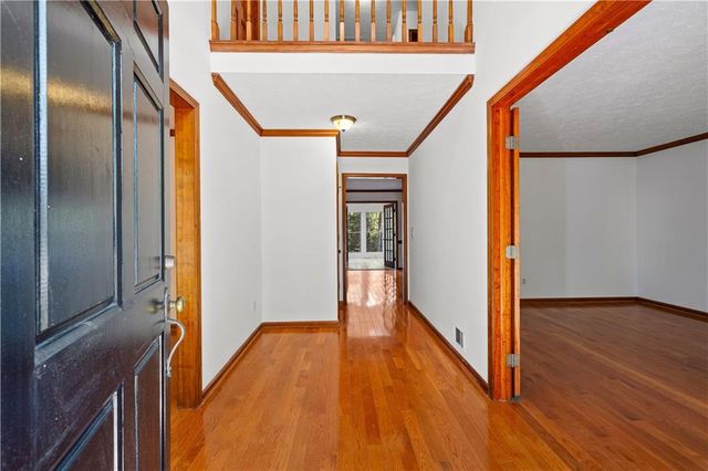 105 Windridge Drive, Fayetteville, GA 30215