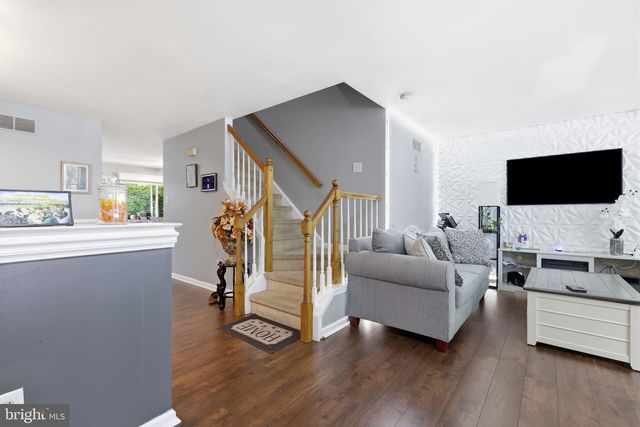 114 YORKSHIRE WAY, Hatboro, PA 19040