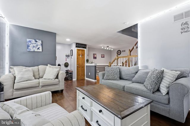 114 YORKSHIRE WAY, Hatboro, PA 19040