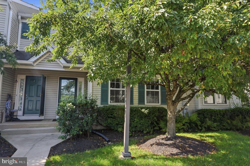 114 YORKSHIRE WAY, Hatboro, PA 19040