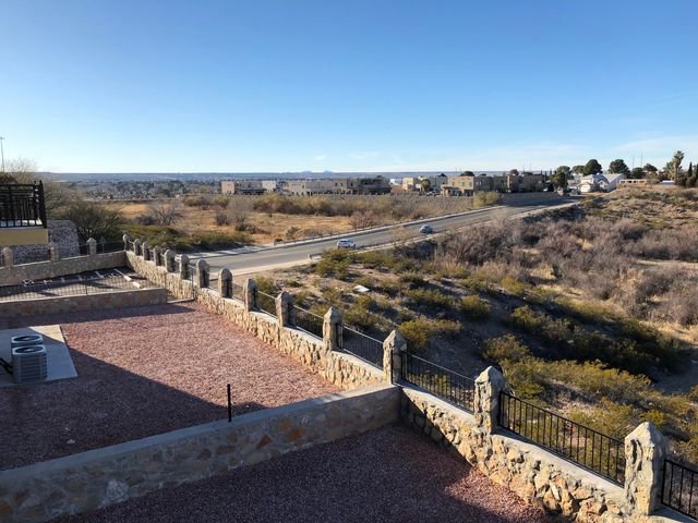 7581 LE CONTE Drive C, El Paso, TX 79912