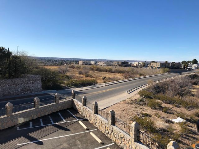 7581 LE CONTE Drive C, El Paso, TX 79912