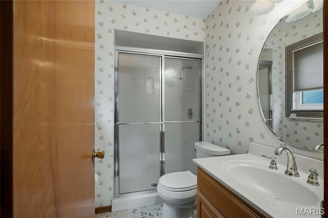 957 Active Drive, St Louis, MO 63146