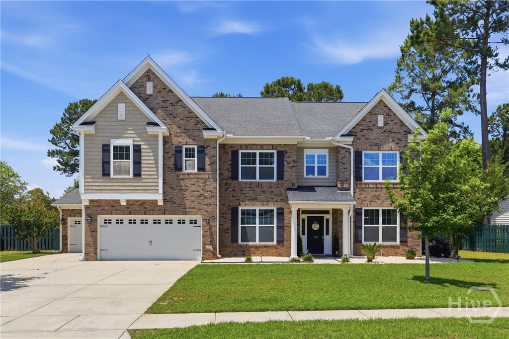 Image 1 of property listing at 182 Castleoak Drive, Richmond Hill, GA 31324