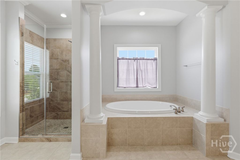 Image 32 of property listing at 182 Castleoak Drive, Richmond Hill, GA 31324