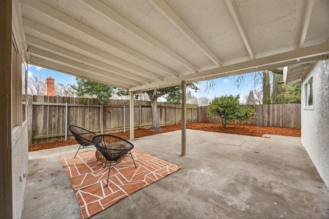 8129 Craft Ct, Orangevale, CA 95662