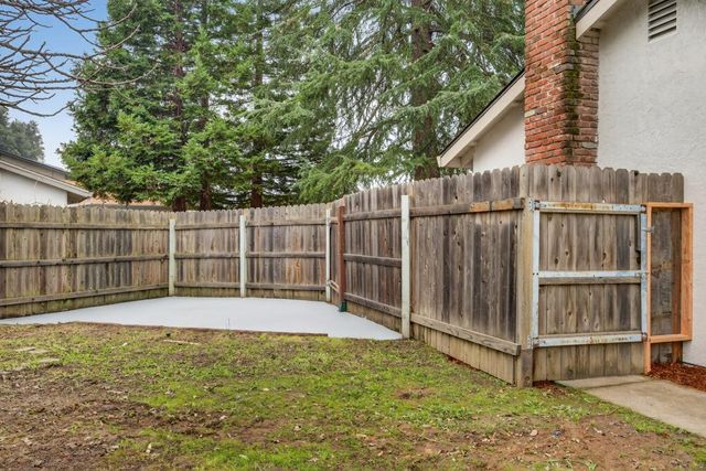 8129 Craft Ct, Orangevale, CA 95662