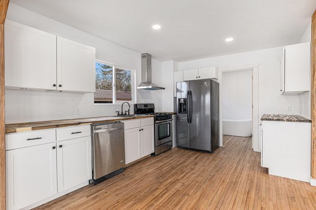 5557 Front Street, Newaygo, MI 49337