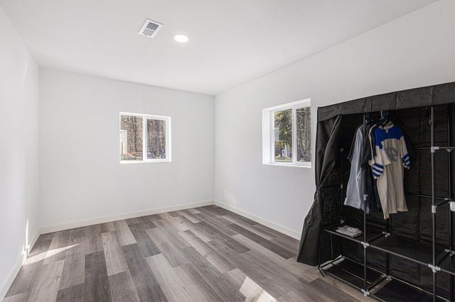 5557 Front Street, Newaygo, MI 49337