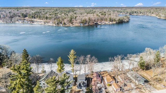 5557 Front Street, Newaygo, MI 49337