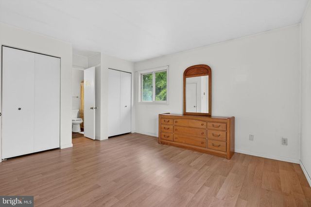 3807 HILLCREST DR, Columbia, PA 17512