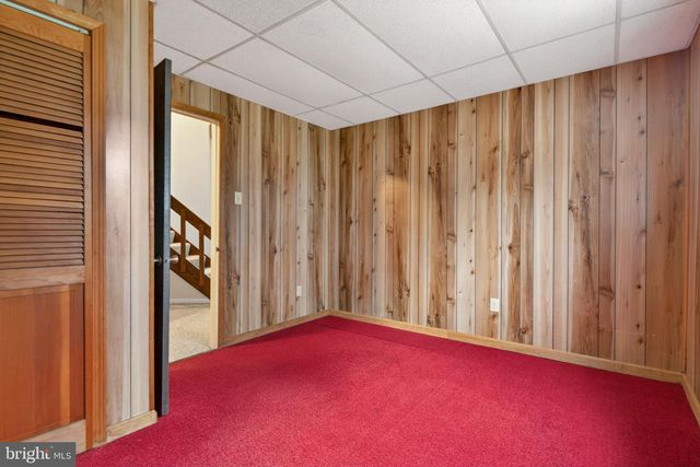 3807 HILLCREST DR, Columbia, PA 17512