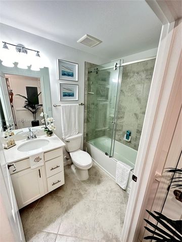 6070 National Boulevard 215, Ave Maria, FL 34142