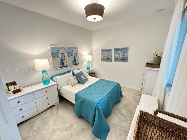 6070 National Boulevard 215, Ave Maria, FL 34142