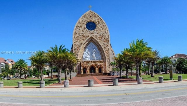 6070 National Boulevard 215, Ave Maria, FL 34142