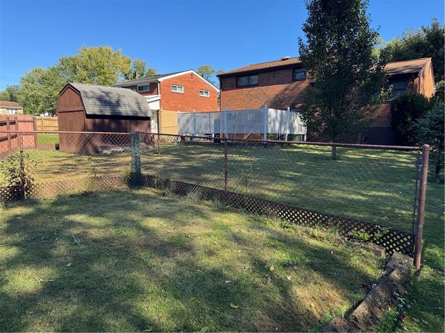 636 Dahlia Drive, Monroeville, PA 15146