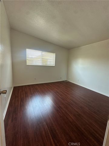 1620 N San Fernando, Burbank, CA 91504
