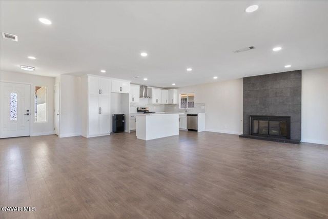 133 E Avenue Q4, Palmdale, CA 93550