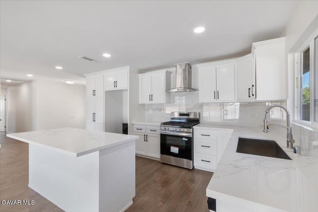 133 E Avenue Q4, Palmdale, CA 93550