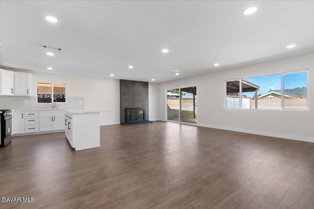 133 E Avenue Q4, Palmdale, CA 93550