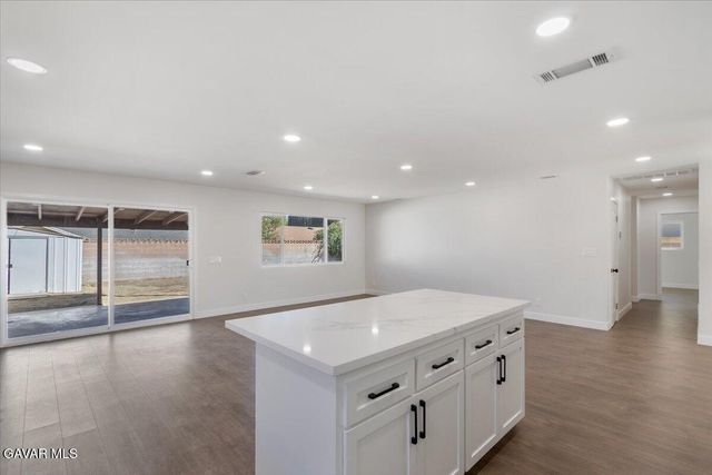 133 E Avenue Q4, Palmdale, CA 93550